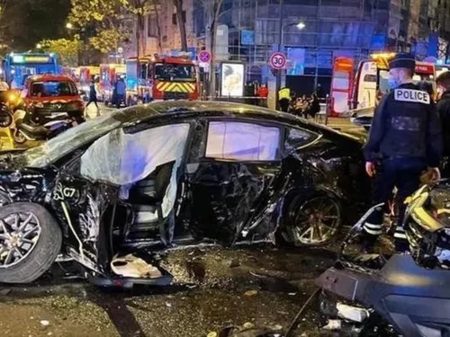 Paris : le bilan s’alourdit à un mort après le spectaculaire...
